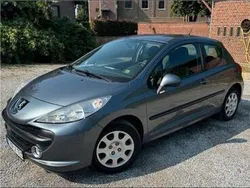 Grau Gebraucht 2008 Peugeot 207 Kleinwagen | 1.600 € (Teuer)