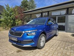 Blau Gebraucht 2024 Skoda Kamiq Selection SUV | 24.880 € (Guter Preis)