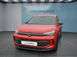 Rot Gebraucht 2025 VW Tiguan SUV | 37.699 € (Fairer Preis)