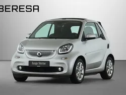Rot bodypanels in carmine red (metallic) Gebraucht 2023 Smart ForTwo Electric Drive Passion Exclusive Cabrio | 17.255 € (Fairer Preis)