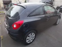 Schwarz Gebraucht 2009 Opel Corsa Edition Limousine | 3.099 € (Etwas zu teuer)