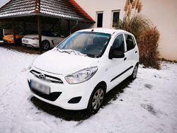Weiß Gebraucht 2012 Hyundai i10 Kleinwagen | 5.500 €