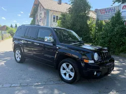 Blackberry pearl coat Gebraucht 2011 Jeep Patriot Sport SUV | 5.990 €