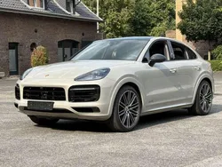 Cashmererbeigemetallic Gebraucht 2023 Porsche Cayenne Turbo SUV | 119.790 €