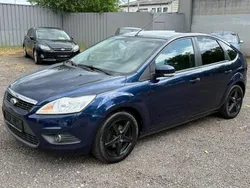 Blau Gebraucht 2011 Ford Focus Limousine | 5.900 € (Fairer Preis)