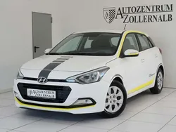 Weiß Gebraucht 2017 Hyundai i20 Kleinwagen | 7.990 € (Guter Preis)