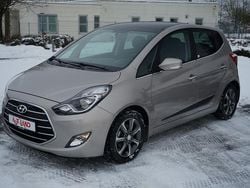 Silber Gebraucht 2018 Hyundai ix20 Space Plus Kleinwagen | 15.490 € (Fairer Preis)