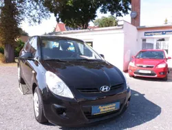 Schwarz Gebraucht 2012 Hyundai i20 Classic Kleinwagen | 5.940 € (Etwas zu teuer)