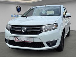 Gletscherweiss Gebraucht 2014 Dacia Sandero Lauréate Kleinwagen | 5.990 € (Etwas zu teuer)