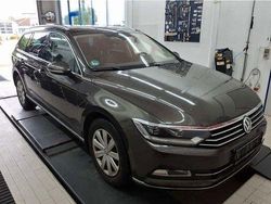 Braun Gebraucht 2015 VW Passat Highline Kombi | 11.995 € (Superpreis)