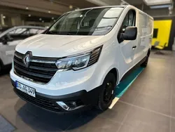 Weiß Gebraucht 2024 Renault Trafic Komfort Van | 31.990 € (Superpreis)