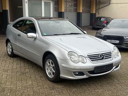 Iridiumsilber metalliclack Gebraucht 2007 Mercedes C200 Coupé | 3.999 € (Fairer Preis)