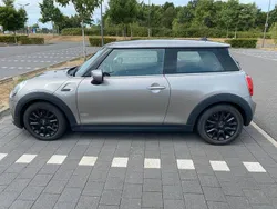 Silber Gebraucht 2019 Mini ONE Kleinwagen | 15.900 € (Fairer Preis)