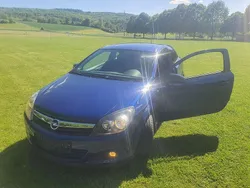 Blau Gebraucht 2005 Opel Astra Coupé | 2.399 € (Fairer Preis)