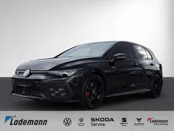 Grenadillschwarz Gebraucht 2024 VW Golf VIII GTI Limousine | 38.429 € (Fairer Preis)