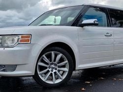 Weiß Gebraucht 2010 Ford Flex SUV | 18.999 €