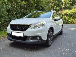 Weiß Gebraucht 2016 Peugeot 2008 SUV | 7.350 € (Fairer Preis)