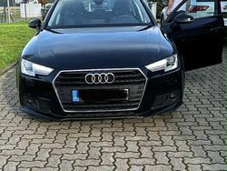 Schwarz Gebraucht 2018 Audi A4 Comfort Kombi | 13.490 € (Fairer Preis)