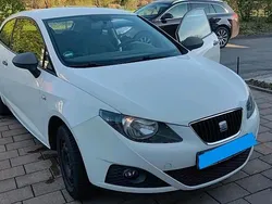 Weiß Gebraucht 2012 Seat Ibiza Kleinwagen | 3.000 € (Guter Preis)