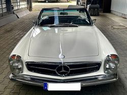 Weiß Gebraucht 1968 Mercedes 250 Cabrio | 87.000 €