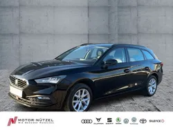 Mitternachtsschwarz Gebraucht 2021 Seat Leon ST Style Kombi | 15.360 € (Guter Preis)