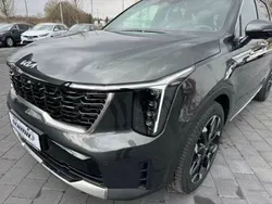 Grau Gebraucht 2025 Kia Sorento SUV | 63.449 € (Teuer)