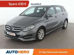 Grau Gebraucht 2014 Mercedes B180 Style Van / Kleinbus | 16.170 € (Fairer Preis)