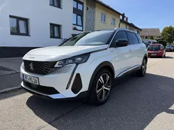 Weiß Gebraucht 2021 Peugeot 5008 GTi Van / Kleinbus | 27.999 € (Guter Preis)