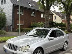 Silber Gebraucht 2001 Mercedes C320 Limousine | 3.099 €