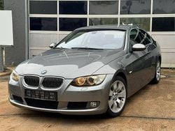 Grau Gebraucht 2009 BMW 330 M Sport Coupé | 12.800 € (Guter Preis)