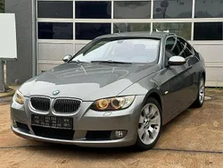 Grau Gebraucht 2009 BMW 330 M Sport Coupé | 14.990 € (Fairer Preis)