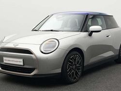 Grau Gebraucht 2024 Mini Cooper Favoured Kleinwagen | 28.159 € (Fairer Preis)