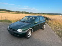 Grün Gebraucht 2000 Opel Corsa Edition Kleinwagen | 700 € (Guter Preis)