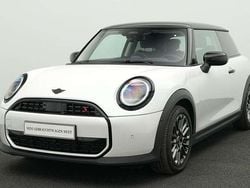 Weiß Gebraucht 2024 Mini Cooper S Classic Kleinwagen | 26.017 € (Guter Preis)