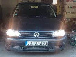 Schwarz Gebraucht 2001 VW Golf IV Limousine | 1.567 € (Guter Preis)