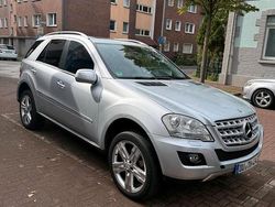 Silber Gebraucht 2009 Mercedes ML350 SUV | 7.599 €