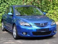 Blau Gebraucht 2004 Mazda 3 Inclusive Limousine | 3.600 € (Teuer)