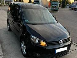 Schwarz Gebraucht 2012 VW Caddy Edition Van / Kleinbus | 8.750 € (Teuer)