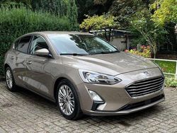 Grau Gebraucht 2019 Ford Focus Titanium Limousine | 11.500 € (Guter Preis)