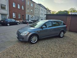 Blau Gebraucht 2008 Kia Ceed Sportswagon EX Kombi | 1.990 € (Fairer Preis)