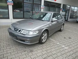 Grau Gebraucht 2001 Saab 9-3 Limousine | 1.490 € (Fairer Preis)