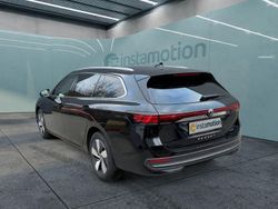 Schwarz Gebraucht 2024 VW Passat Kombi | 33.699 € (Fairer Preis)