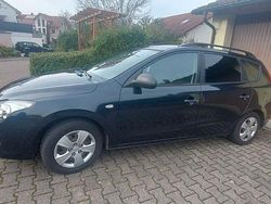 Schwarz Gebraucht 2010 Hyundai i30 Edition+ Kombi | 4.390 € (Fairer Preis)