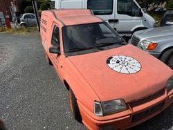 Orange Gebraucht 1992 Opel Kadett Kombi | 990 €