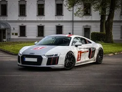 Weiß Gebraucht 2018 Audi R8 Coupé Sport Coupé | 120.000 € (Fairer Preis)