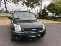 Schwarz Gebraucht 2002 Ford Fusion Limousine | 1.600 € (Teuer)
