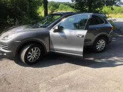Grau Gebraucht 2013 Porsche Cayenne SUV | 23.000 € (Guter Preis)