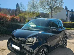 Schwarz Gebraucht 2021 Smart ForTwo Electric Drive Kleinwagen | 12.500 € (Teuer)