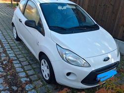 Weiß Gebraucht 2009 Ford Ka Trend Kleinwagen | 1.950 € (Fairer Preis)