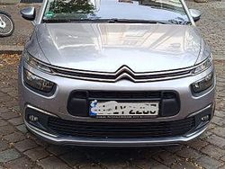 Grau Gebraucht 2017 Citroën C4 Picasso Feel Van / Kleinbus | 10.600 € (Etwas zu teuer)
